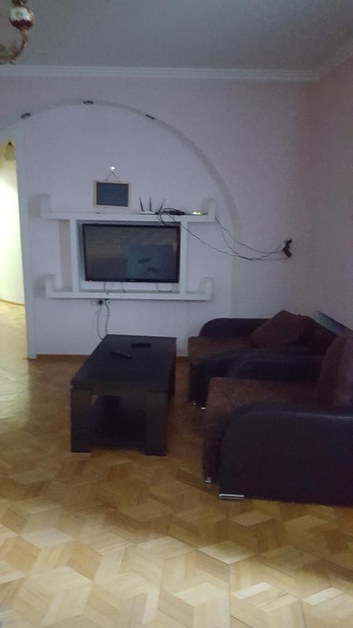 Apartment On Botanikuri Tbilisi Exterior foto